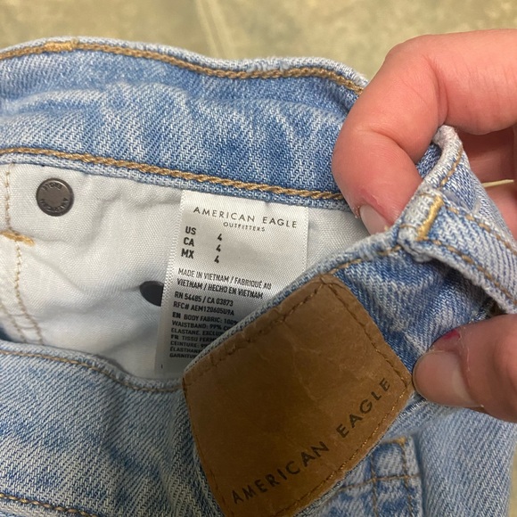 American Eagle cutoff jean shorts - Picture 3 of 3